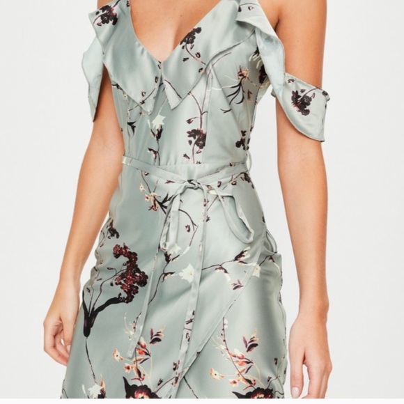 Missguided floral midi dress - Picture 4 of 4